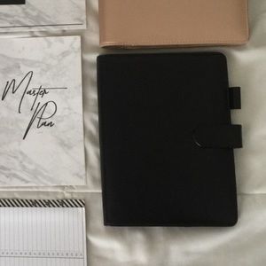 Black planner